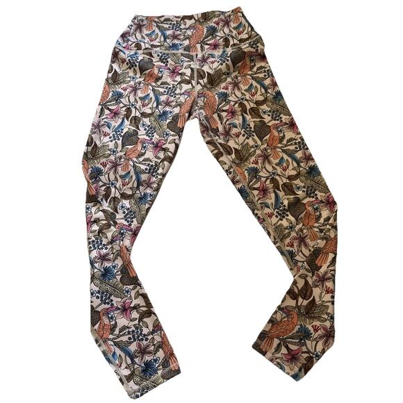 Kavala collective Lua leggings, Paradiso sand Size Small FITS XS - Picture 2 of 11